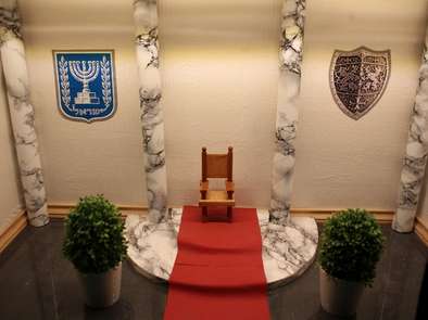 Weiter gehts zu Pilatus. Der findet keine Schuld